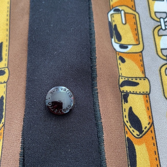 EvoVorro button down shirt - Picture 2 of 6